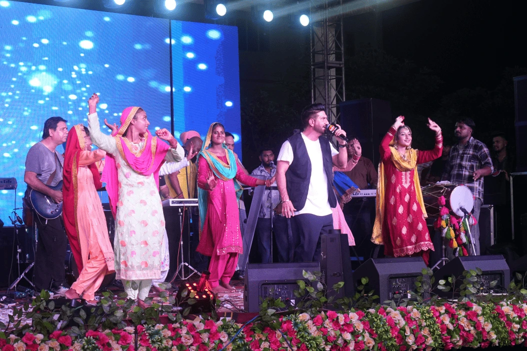 aryans group