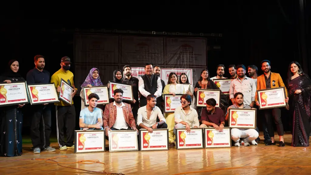 Top Singers, Actors, Content Creaters, Chefs, Comedians, Influencers of Kashmir were honored in Stars of Kashmir season -2 by Aryans Group of Colleges Chandigarh