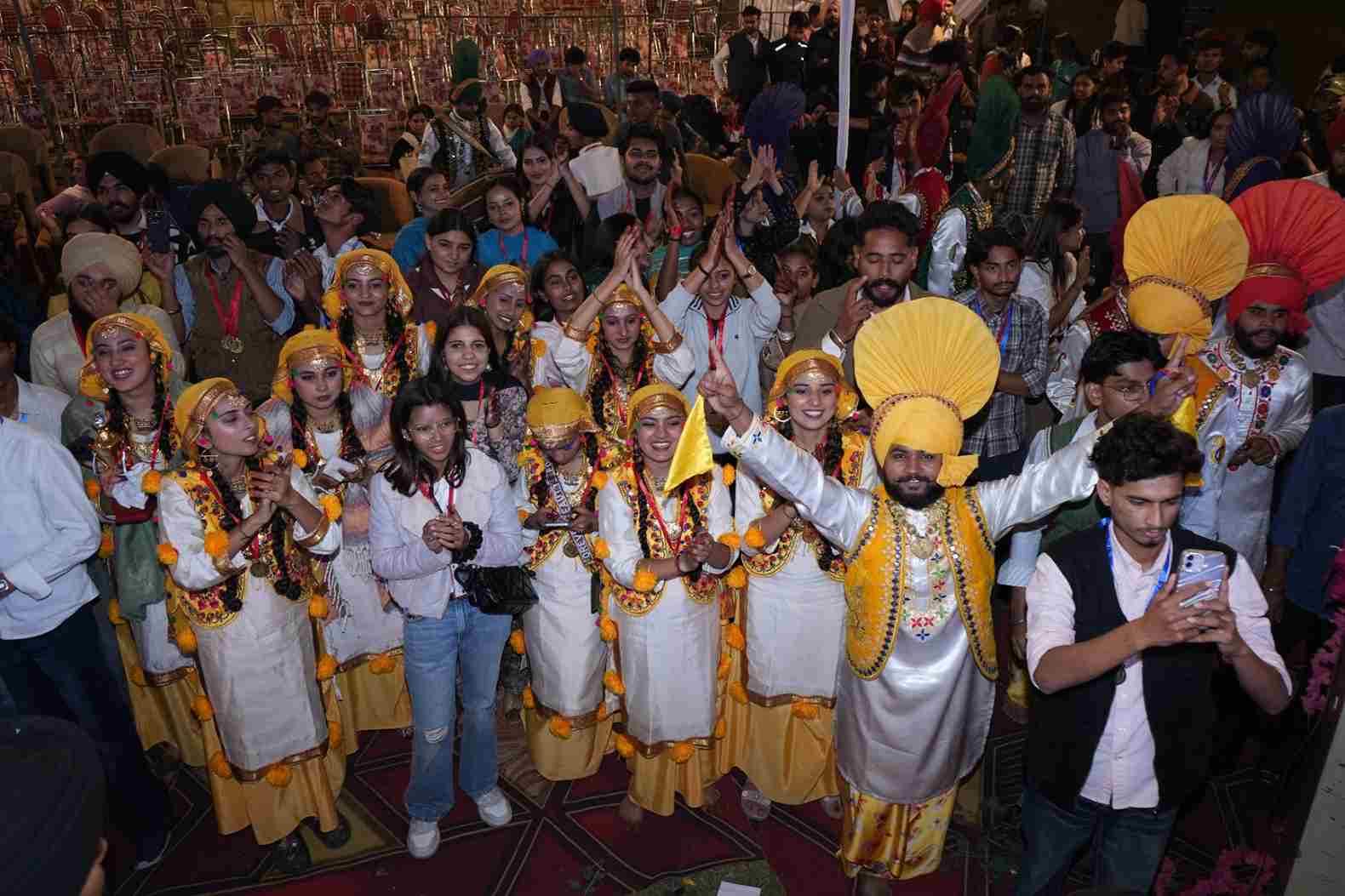 Image gallery marquee