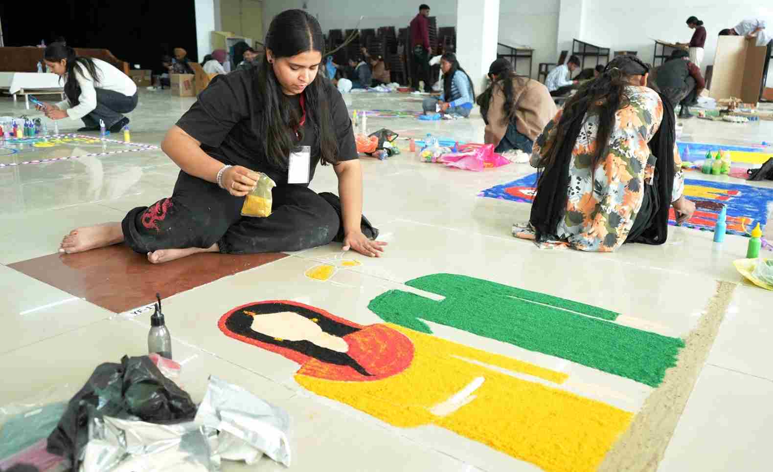 Image gallery marquee